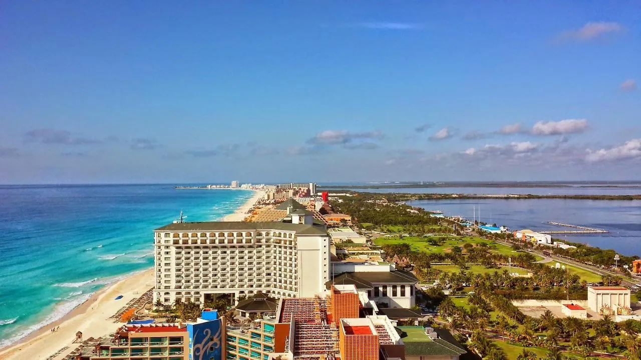 Casa Azul Beautiful Beach House In Cancun Hotel Zone México